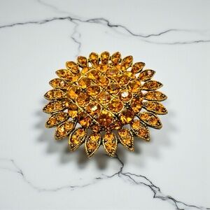 Vintage Gold Tone and Citrine Rhinestone Sunflower Pendant